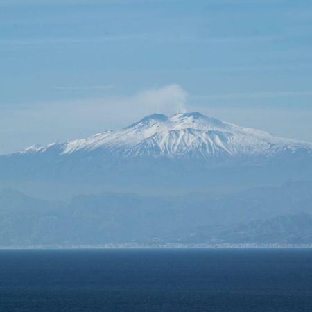 Il Tuo Letto Sullo Stretto Bed and Breakfast Reggio di Calabria Exteriör bild