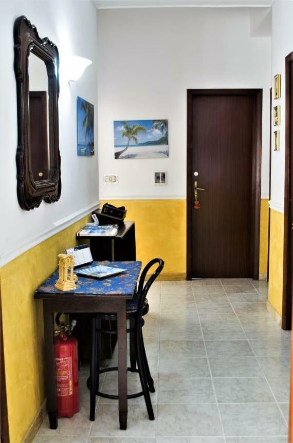 Il Tuo Letto Sullo Stretto Bed and Breakfast Reggio di Calabria Exteriör bild